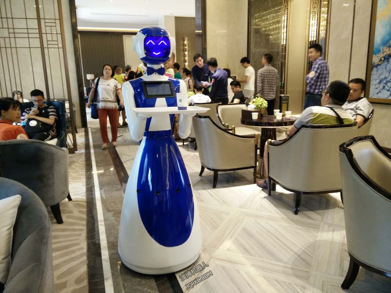 機(jī)器人做的披薩，你敢吃嗎？